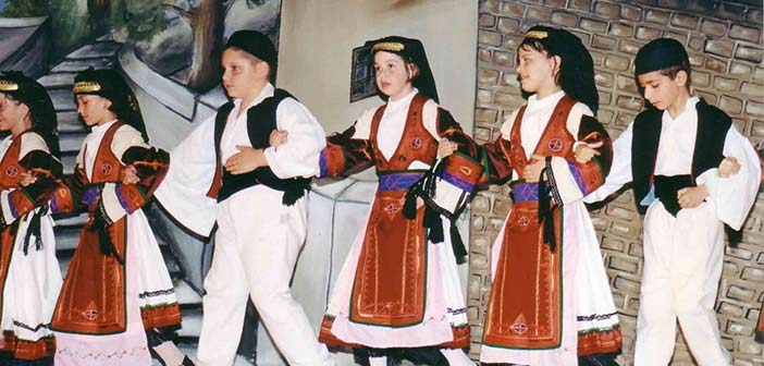 «Χορευτικές Διαδρομές» από το Τμήμα Αγ. Παρασκευής του Λυκείου Ελληνίδων