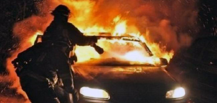 Φωτιά σε Ι.Χ. όχημα στα Βριλήσσια λίγο μετά τα μεσάνυχτα
