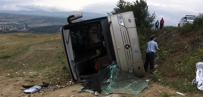 Σέρρες: 14 τραυματίες από ανατροπή λεωφορείου ΚΤΕΛ 