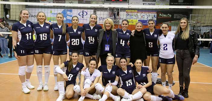 Την περιφερειάρχη Αττικής τίμησαν Ελληνική Ομοσπονδία Πετοσφαίρισης και Εθνική Ομάδα Γυναικών