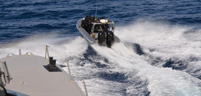 Κινηματογραφική καταδίωξη με πυρά στο Αιγαίο: Στο στόχαστρο σκάφος με μεγάλη ποσότητα ναρκωτικών