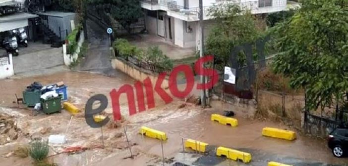 Πλημμύρισαν δρόμοι στο Μαρούσι – 13 κλήσεις για άντληση υδάτων στα Βόρεια Προάστια (βίντεο)