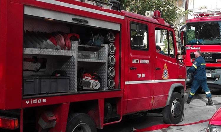 Φωτιά σε δίκυκλο όχημα στο Χαλάνδρι το πρωί της Τετάρτης 3 Αυγούστου