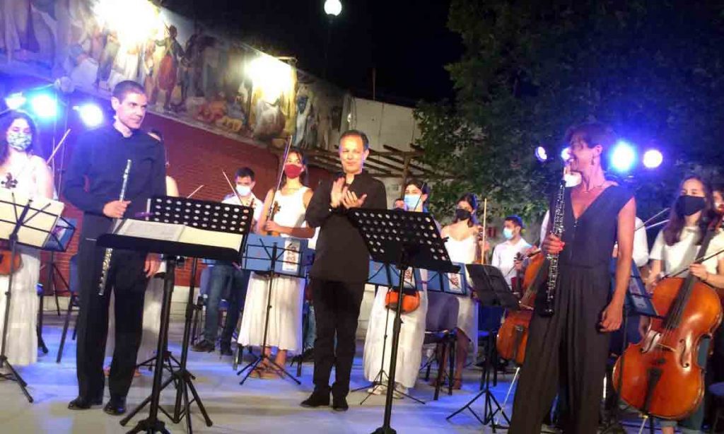 Η συναυλία της Camerata Junior μάγεψε το κοινό στο αίθριο του δημαρχείου Κηφισιάς
