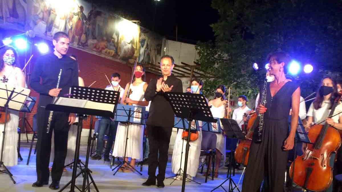 Η συναυλία της Camerata Junior μάγεψε το κοινό στο αίθριο του δημαρχείου Κηφισιάς