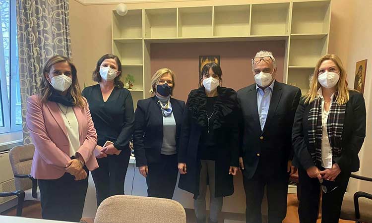 Σύσκεψη στο Νοσοκομείο Παίδων Πεντέλης – Η δέσμευση της Μ. Γκάγκα στη δήμαρχο Δ. Κεχαγιά για τις εφημερίες