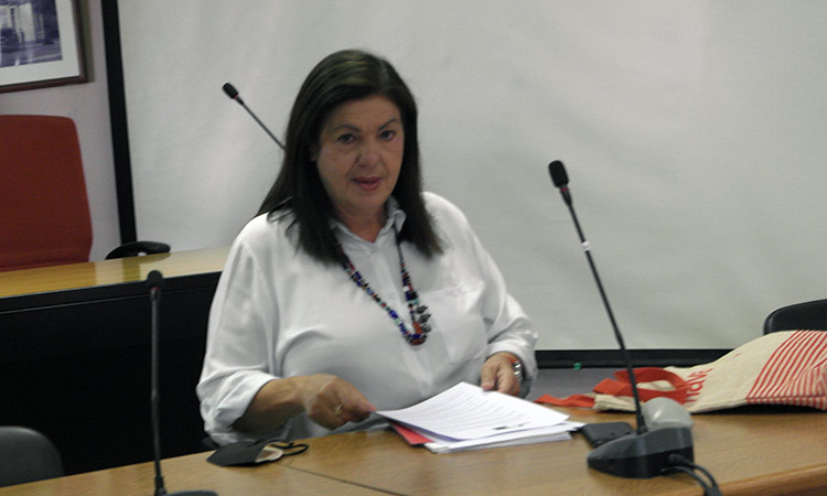 Λούλα Καρατζά: Ο καλός δήμαρχος δεν κρίνεται από τις λακούβες που κλείνει…