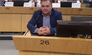 Φ. Αλεξόπουλος: Η άδεια αίθουσα είναι ένα ηχηρό και ξεκάθαρο μήνυμα