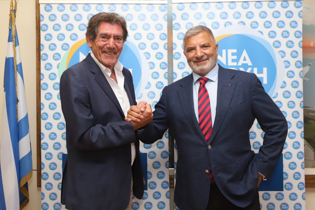 O Νίκος Σαργκάνης, παλαίμαχος διεθνής τερματοφύλακας ποδοσφαίρου, με την Παράταξη του Γ. Πατούλη