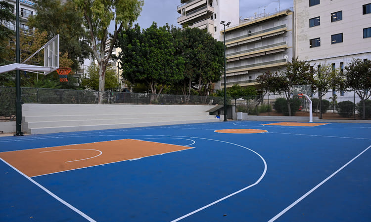 Ανακαινίστηκαν 9 γήπεδα μπάσκετ στον Δήμο Αθηναίων με χρηματοδότηση της Περιφέρειας Αττικής
