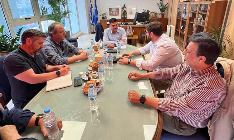 Με τον δήμαρχο και τον ΣΕΔΑΠ συναντήθηκε αντιπροσωπεία του ΣΥΡΙΖΑ-Π.Σ. στην Αγία Παρασκευή