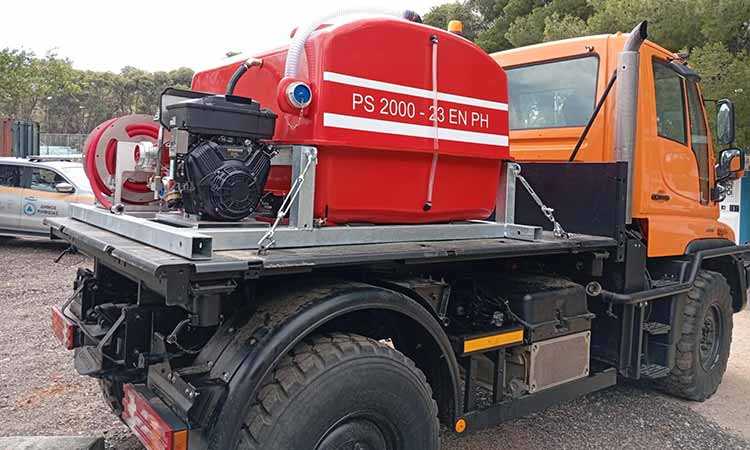 Το θηριώδες Unimog του Δήμου Κηφισιάς απέκτησε και πυροσβεστικό σύστημα