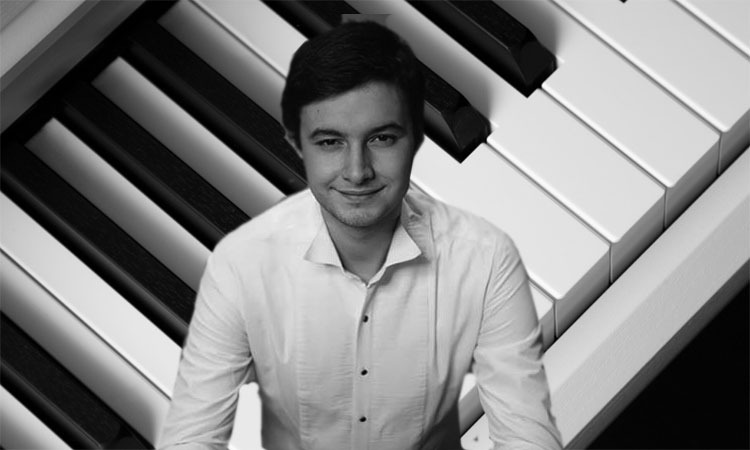 Ο διεθνώς διακεκριμένος Mahmoud El Moussaoui σε μία καλοκαιρινή βραδιά κλασικής μουσικής στο Ηράκλειο Αττικής