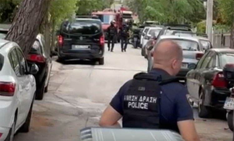 Χολαργός: Συνελήφθη ο 57χρονος που πέταξε μολότοφ σε αστυνομικούς και είχε ταμπουρωθεί στο σπίτι του