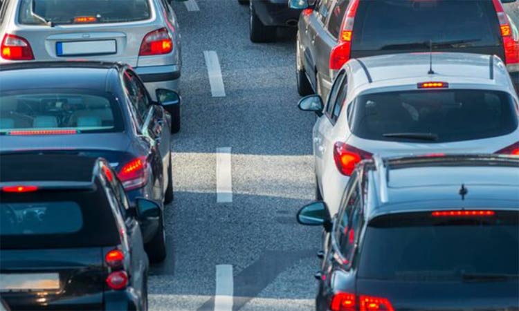 Κυκλοφοριακή συμφόρηση  στη Λ. Κηφισιάς στο Μαρούσι