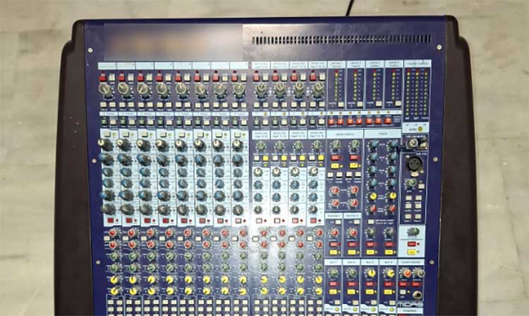 Σύλληψη 22χρονου σε οικισμό του Χαλανδρίου – Έβαλε… τέρμα το στερεοφωνικό του