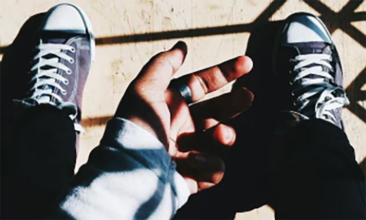 Συμπλοκή ανηλίκων έξω από σχολείο στο Ηράκλειο Αττικής – Βρέθηκε μαχαίρι σε 16χρονο