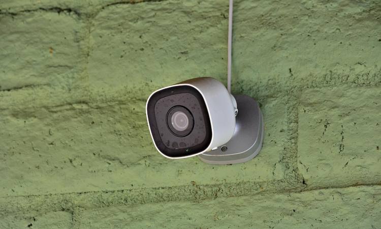 «Όχι» στις κάμερες στα σχολεία του Ηρακλείου Αττικής λέει ο ΣΕΠΕ «Γ. Σεφέρης»