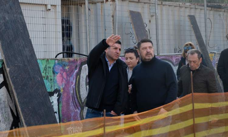 Αυτοψία στο Δημοτικό Κολυμβητήριο Αγίας Παρασκευής από τον δήμαρχο και τον περιφερειάρχη Αττικής