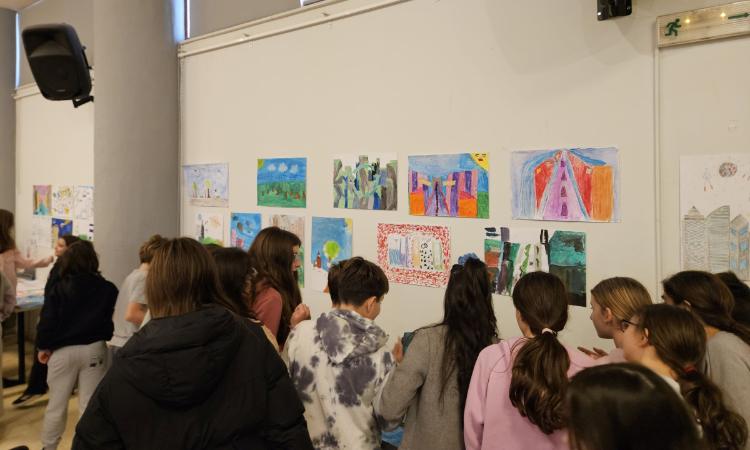 Τα σχολεία του Δήμου Ηρακλείου Αττικής ζωγράφισαν για το περιβάλλον και την ανακύκλωση