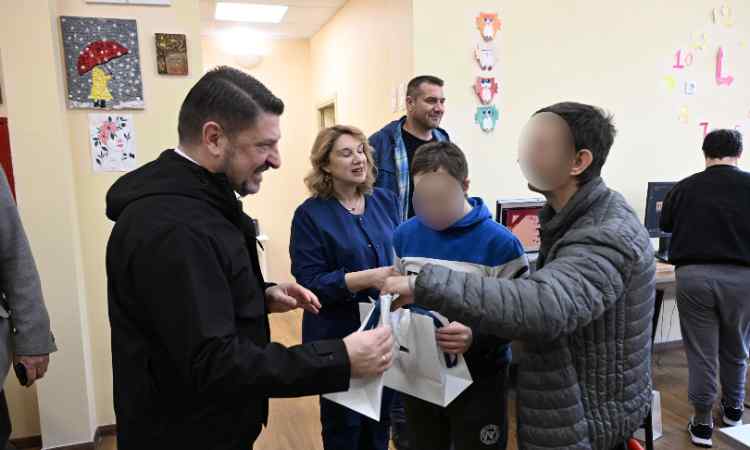 Τη Στέγη Υποστηριζόμενης Διαβίωσης ΑμεΑ στον Χολαργό επισκέφθηκε ο Ν. Χαρδαλιάς