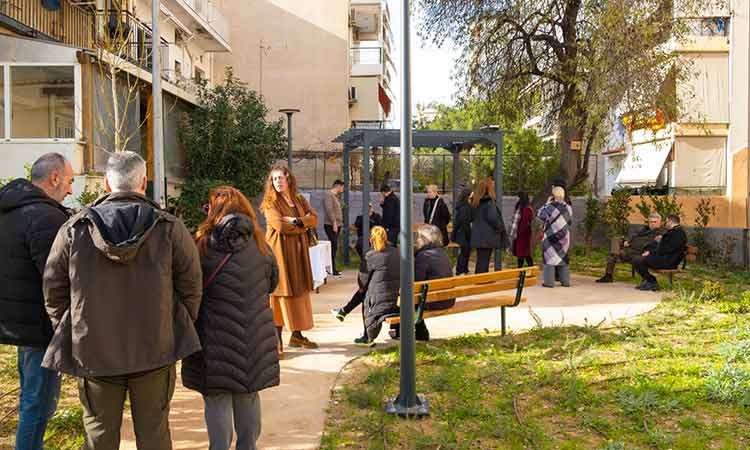 Εγκαινιάστηκε το «πάρκο τσέπης» επί της Γρ. Ξενοπούλου στη Νεάπολη Νέας Ιωνίας