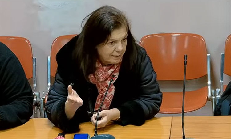 Λ. Καρατζά: Δεν ήθελε να μας βλέπει στα μάτια της….