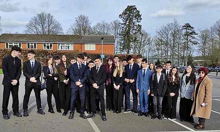 Μαθητές του 3ου Γυμνασίου Κηφισιάς στο διεθνές μαθητικό συνέδριο HABS Model United Nations