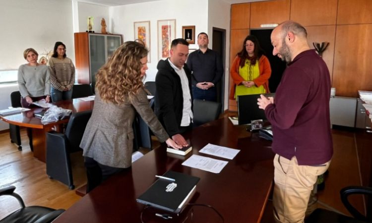 Ορκίστηκαν δύο νέοι δημοτικοί αστυνομικοί στον Δήμο Λυκόβρυσης – Πεύκης