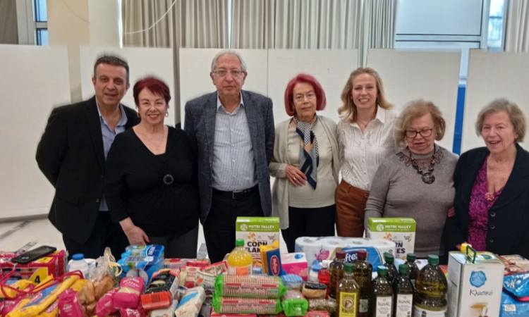Προσφορά αγάπης και αλληλεγγύης από τον Εξωραϊστικό και Πολιτιστικό Σύλλογο Αμαρουσίου