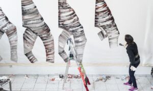 Έκθεση σύγχρονης τέχνης στο κτήριο Νόμπελ στο Χαλάνδρι