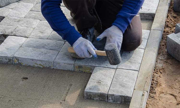 Νέα εργολαβία ανακατασκευής πεζοδρομίων στο Χαλάνδρι