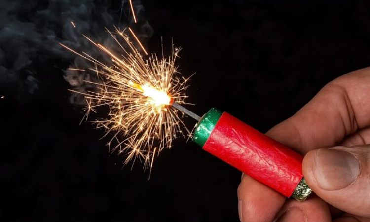 Ο Δήμος Παπάγου – Χολαργού λέει «όχι» στη χρήση κροτίδων και πυροτεχνημάτων ενόψει Πάσχα