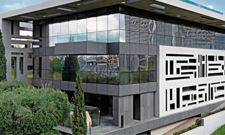 Ο Δήμος Αμαρουσίου αναδεικνύει τη σύγχρονη πόλη μέσα από νέο φωτογραφικό λεύκωμα