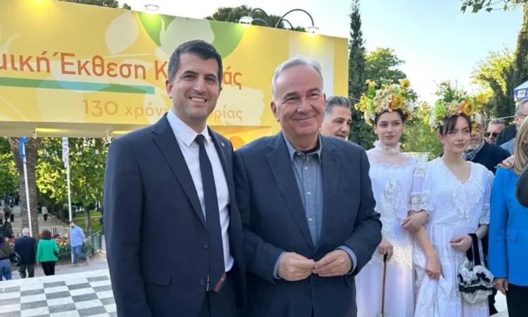 «Παρών» σε Κηφισιά και Μαρούσι ο Νίκος Παπαθανάσης