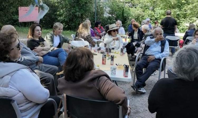 Η «Άνοιξη της Μνήμης»… άνθισε στον κήπο της Βίλας Κώστα