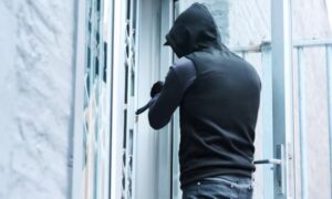 Επίδοξοι διαρρήκτες «έπεσαν» στα χέρια της Ομάδας ΔΙ.ΑΣ. στη Μεταμόρφωση