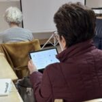 Συνεχίζεται η ψηφιακή εκπαίδευση των μελών των ΚΑΠΗ Κηφισιάς