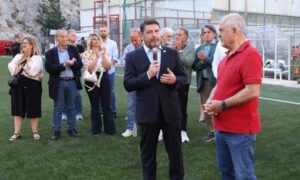 Στα εγκαίνια του ανακαινισμένου γηπέδου «Μιχ. Κρητικόπουλος» στην Καισαριανή ο Ν. Χαρδαλιάς