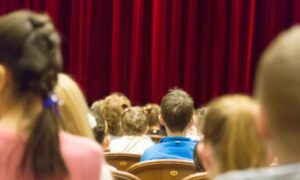 Η παράσταση «Toy Story: The Musical» στο δημαρχείο Παπάγου – Χολαργού
