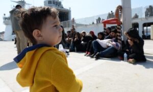 Αντιδρά το Χαλάνδρι στην κατάργηση των δομών φιλοξενίας ασυνόδευτων προσφυγόπουλων