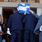 Σε κλίμα συγκίνησης το τελευταίο «αντίο» στον Γιώργο Σουφλιά