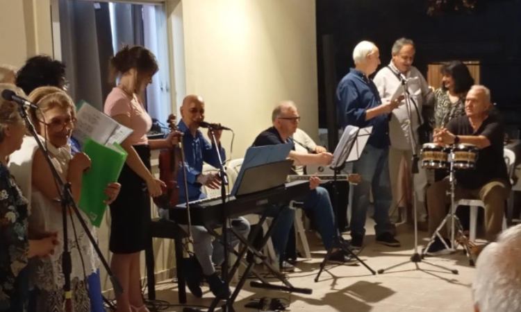 Μία αξέχαστη καλοκαιρινή βραδιά πρόσφερε στο κοινό η Πνευματική Κίνηση Βορείων Προαστίων
