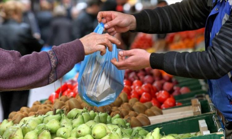 Αλλάζουν θέσεις οι λαϊκές αγορές σε Λυκόβρυση και Πεύκη από τον Ιούλιο