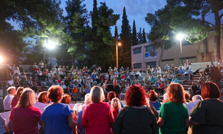 «Της καληνύχτας τα φιλιά» – Μια βραδιά γεμάτη συναίσθημα και παράδοση στο Μαρούσι