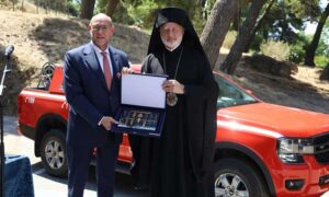 Δωρεά πυροσβεστικού οχήματος από την Αρχιεπισκοπή Αμερικής στο Εθελοντικό Πυροσβεστικό Κλιμάκιο Πεντέλης
