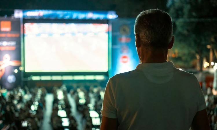 Ο μεγάλος τελικός του Παγκοσμίου Κυπέλλου ζωντανά σε γιγαντοοθόνη στην Πεύκη