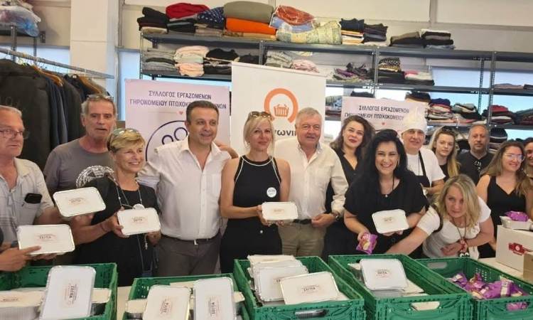 100 μερίδες φαγητού προσφέρθηκαν στο Κοινωνικό Παντοπωλείο Αμαρουσίου