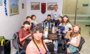 Παιδιά από την Αλάγια υποδέχτηκε στο δημαρχείο ο Π. Μανούρης
