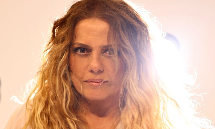 Η Ελένη Τσαλιγοπούλου στα Λιπάσματα Δραπετσώνας στις 7/7